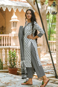 White & Black Sanganeri Block Butti Suit Set