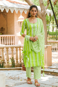 Green Strip Print Embroidery Neck Suit Set