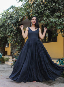 Black Solid Kali Dress