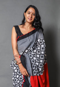 Grey Checks Block Print Mul Cotton Saree with Blouse