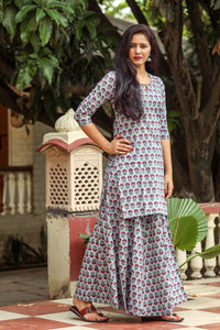 Grey Block Butti Print Twin Set