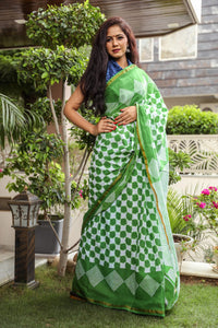 Green Geometric Block Print Mul Cotton Saree with Blouse Piece