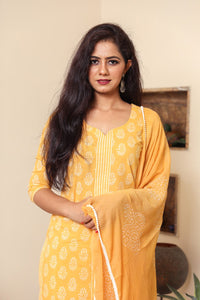 Yellow Discharge Butti Print Cotton Suit Set