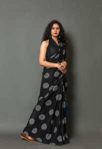 Black Circle Block Butta Print Mul Cotton sari with Blouse Piece