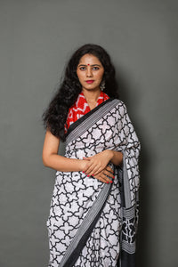 White Geometric Jaal Print Cotton Saree with Blouse Piece