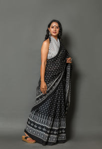 Black Polka Dot & Border Print Cotton Saree with Blouse Piece