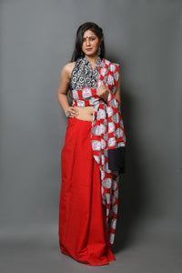 Red Buddha Block Print Mul Cotton Saree with Blouse Piece