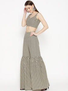 Beige Zik-zak Print Twin Set