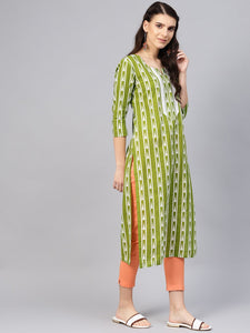 Green Line Print Kurti